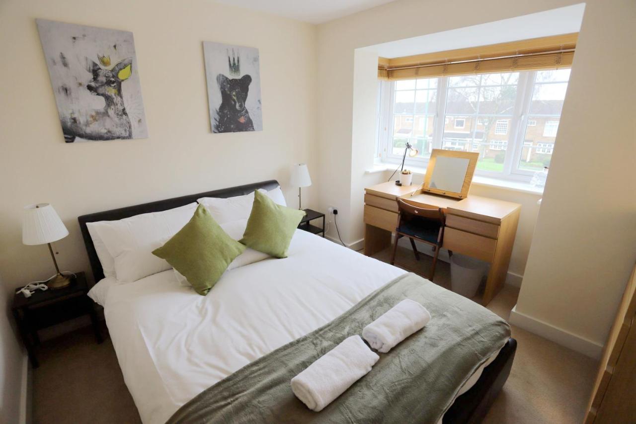 Easytravel Luxury Nec/Airport 3 Beds House Apartment Birmingham Exterior photo
